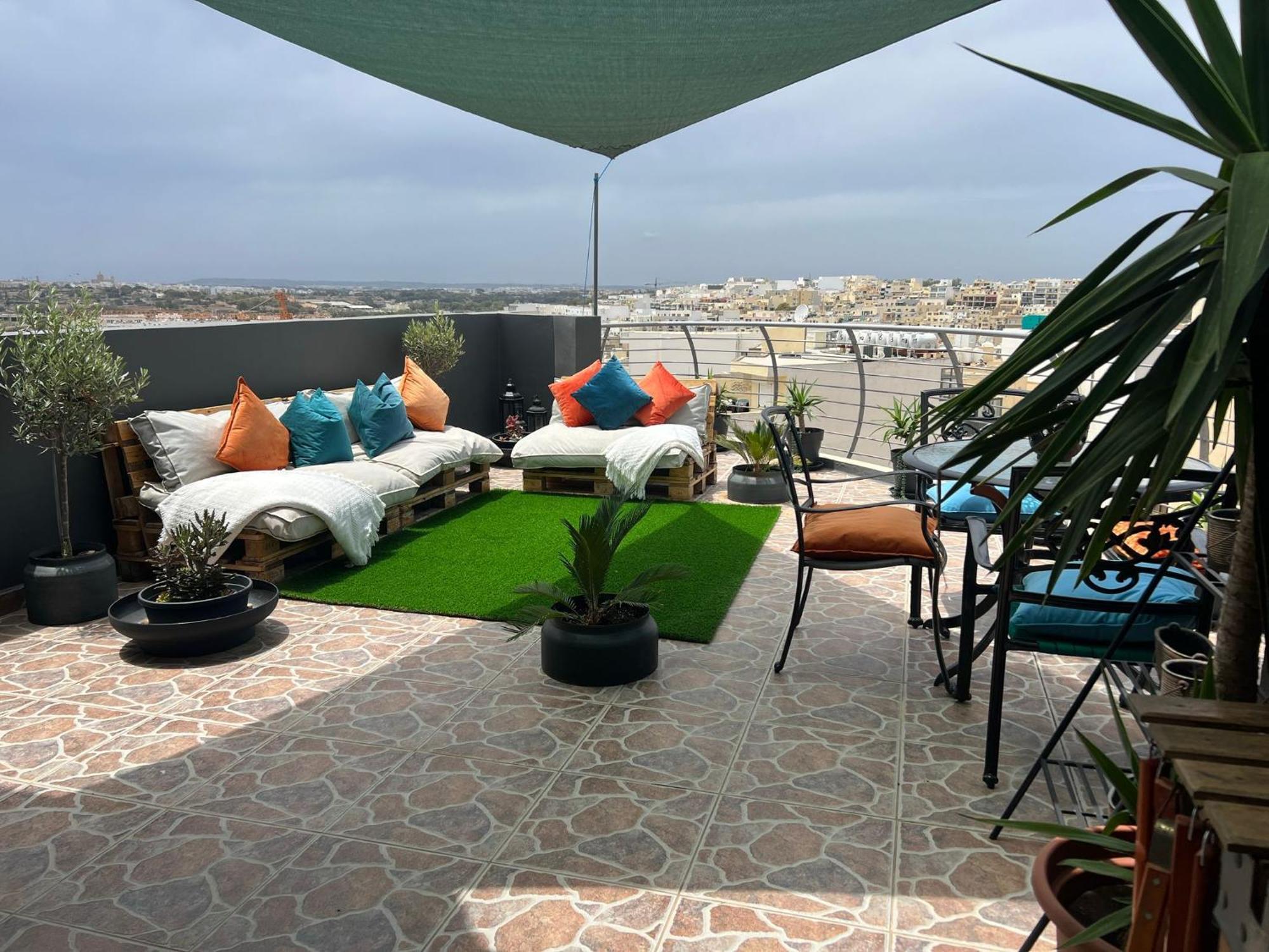 Trendy Seaside Escape 2 Bedroom Penthouse Marsaskala Extérieur photo